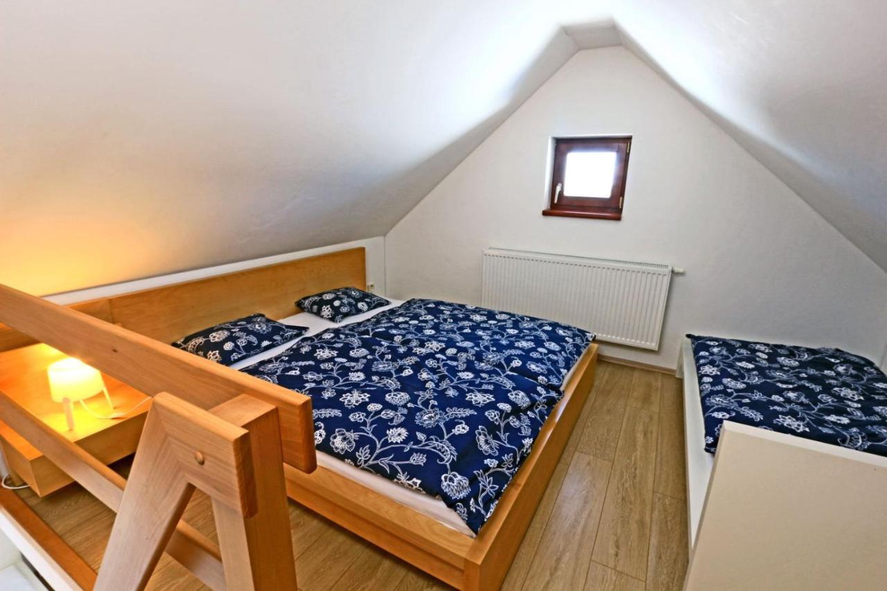 Apartmany Fox Boží Dar Zewnętrze zdjęcie